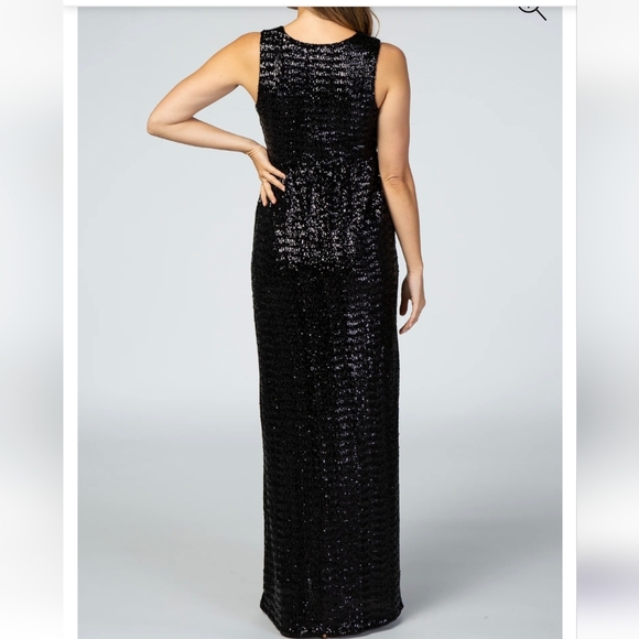 Pinkblush Black Sequin V-neck Sleeveless Maternity Gown - Picture 4 of 5